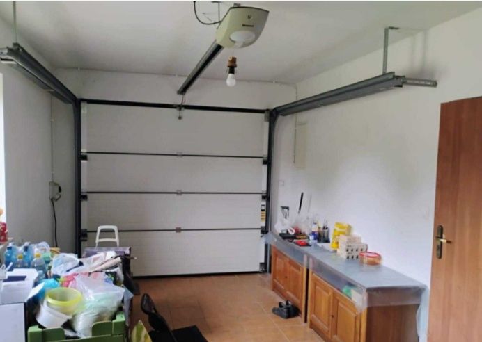 Brama garażowa segmentowa szer Ok 2420 na 2160 napęd ele idealna