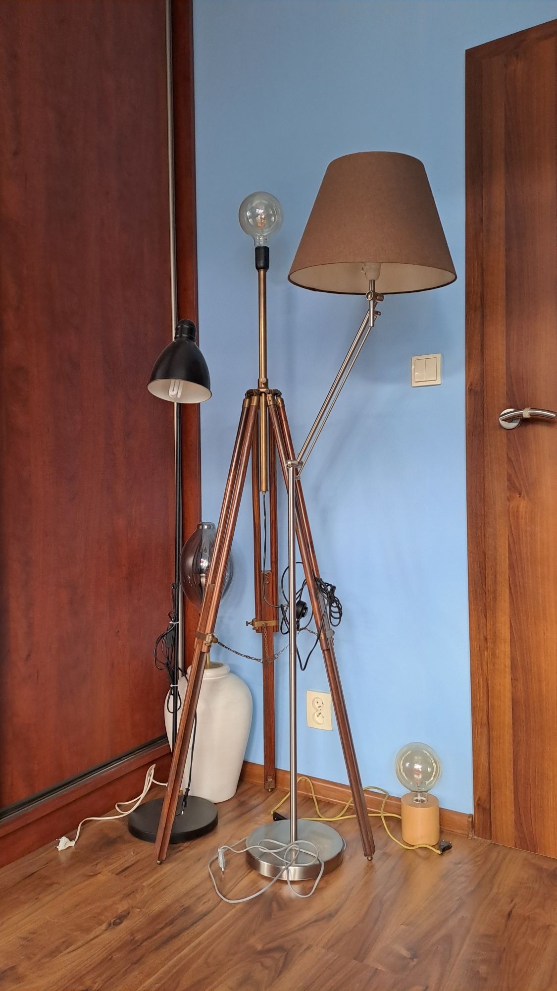 Wyprzedaż lamp podłogowych i stojących – sprawne ceny od 40pln