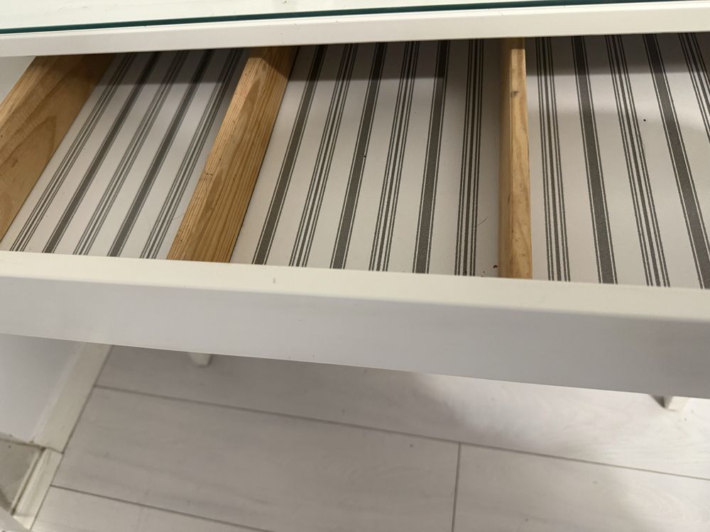 Biała Toaletka IKEA