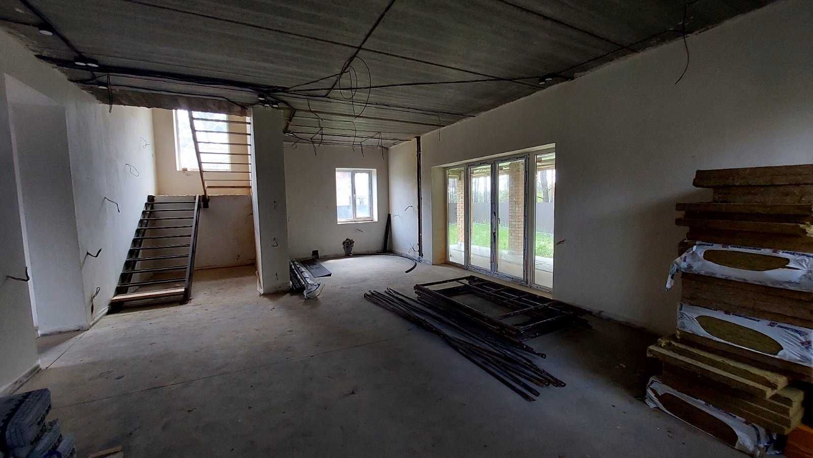 Продаж Будинку. Путрівка. 150м. 2 пов. 10 сот. ЛІС. Цегла. Під чистову