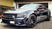 Auto do ślubu  Dodge Charger widebody v8