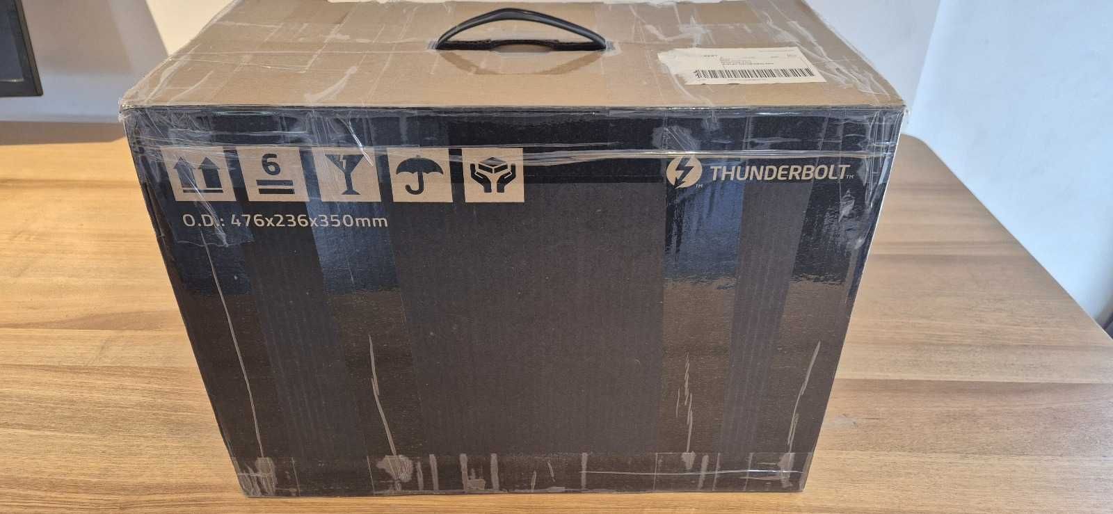 Razer Core X Chroma (RC21-0143) - eGPU Thunderbolt 3
