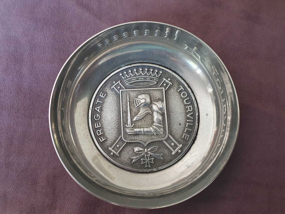 Cinzeiro/Taça da Fragata de Guerra Francesa Tourville, EIA/Lyon - 1967
