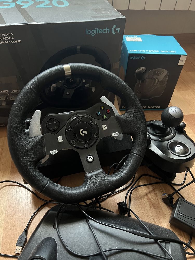 Руль, педали и коробка передач Logitech G920