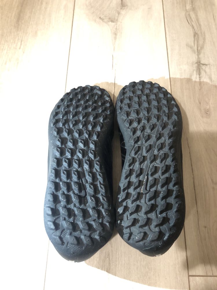 Продам бутси, сороконожки Mercurial Vapor