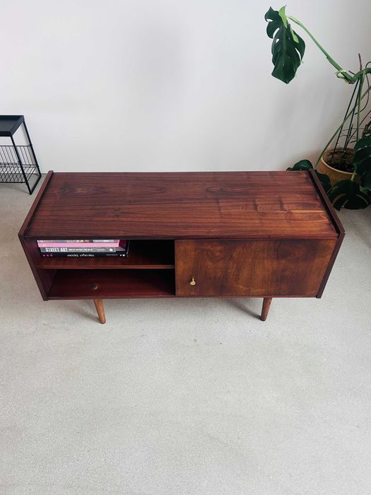 Komoda Vintage Mid-Century z okresu PRL po renowacji / Komoda RTV