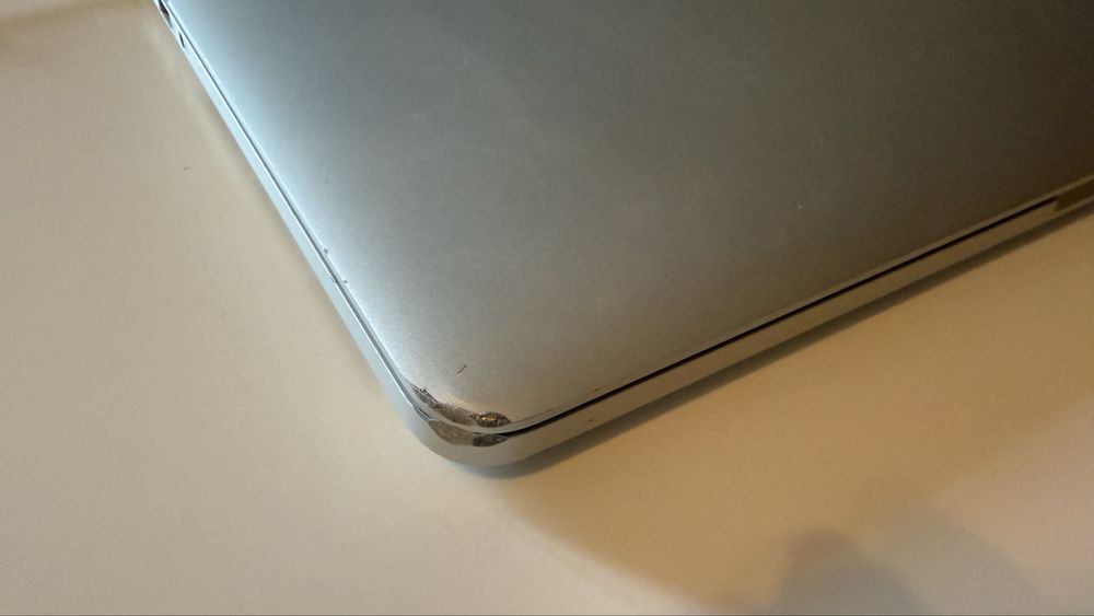 Macbook pro 13” appl