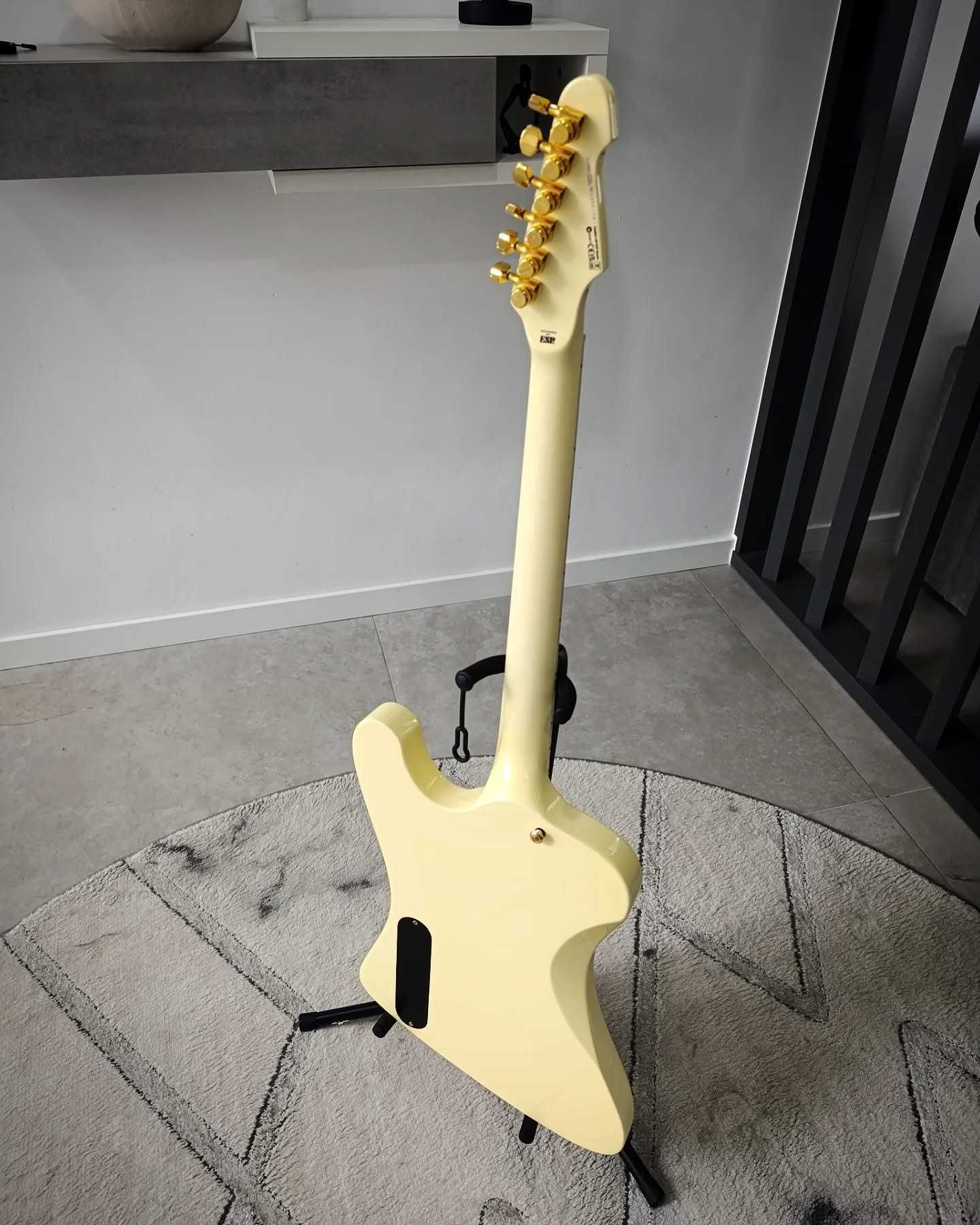 Guitarra LTD ESP phoenix 1000 deluxe