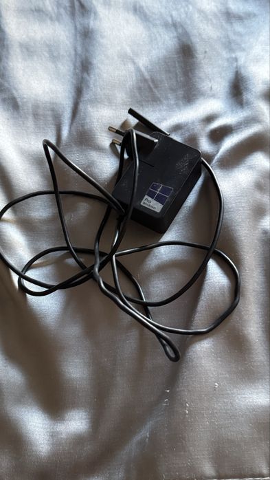 Carregado Windows Surface pro 4 (marca Microsoft)