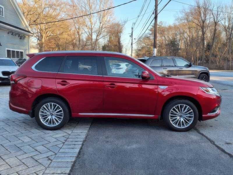 2022 Mitsubishi Outlander PHEV SEL