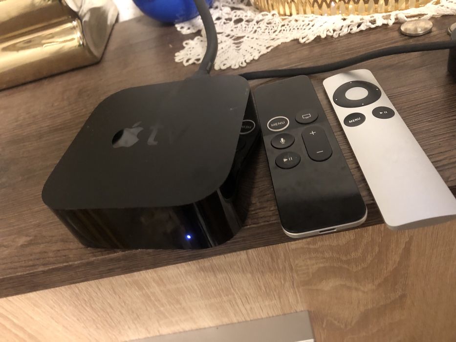 Apple TV 4k a1842 32 GB zestaw