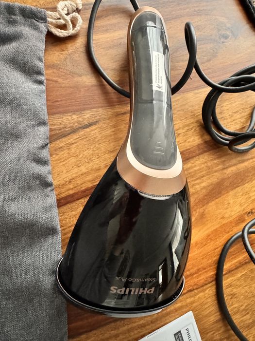 Parownica ręczna żelazko parowe Philips Steam & Go Plus