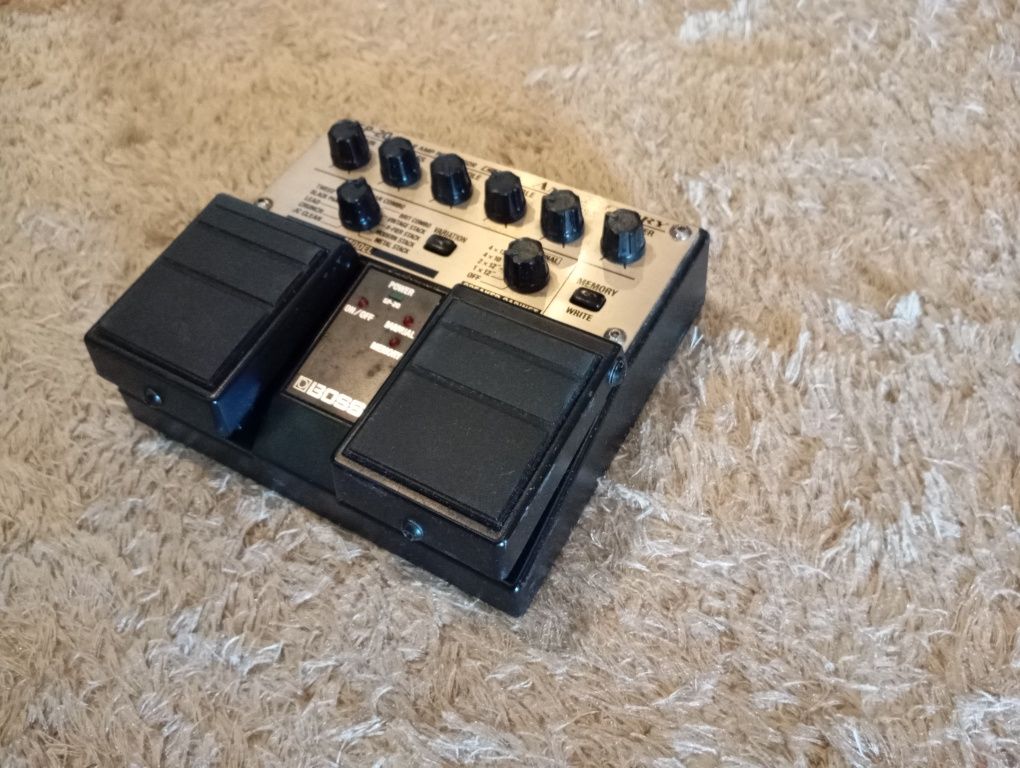 Boss GP 20 AMP Factory