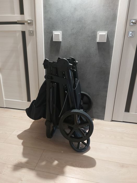 Дитяча прогулянкова коляска BRAVO SL