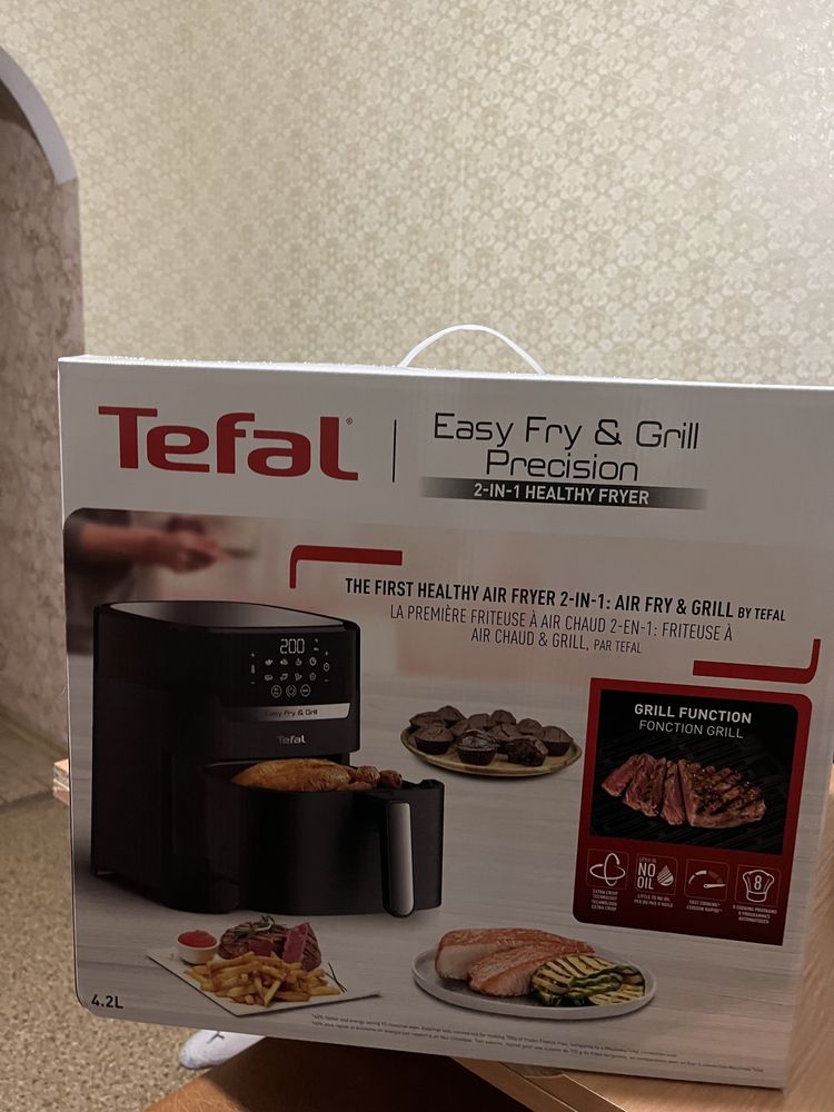 Мультипечь Tefal EY505815 Easy Fry & Grill Precision