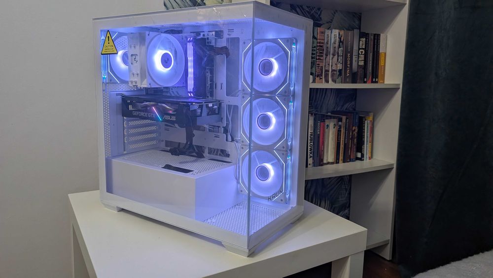 Gamingowy komputer z monitorem Ryzen 5 / GTX / 32 GB / 1 TB NVME /