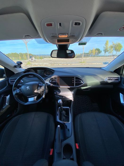 Peugeot 308 ano 2018