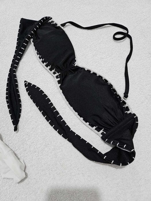 Bikini preto e branco