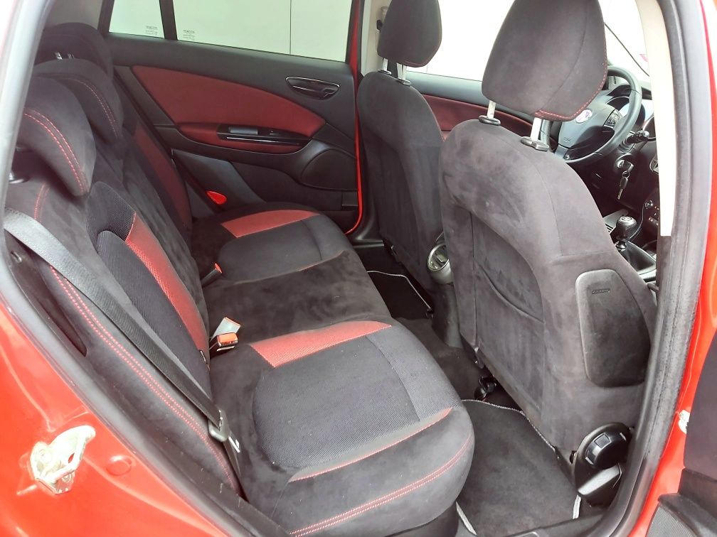 Śliczny Fiat Bravo 1.9 150km Panorama!