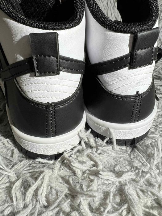 Buty Nike Dunke Panda high rozmiar 37