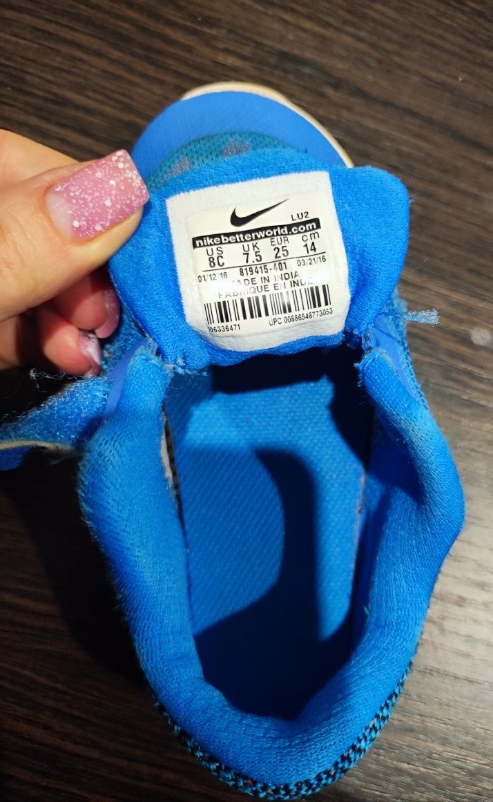 Продам кросівки Nike