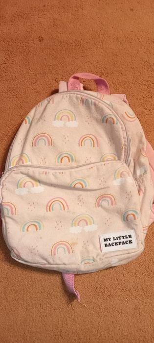 Mały plecaczek  dla dziewczynki w tęcze