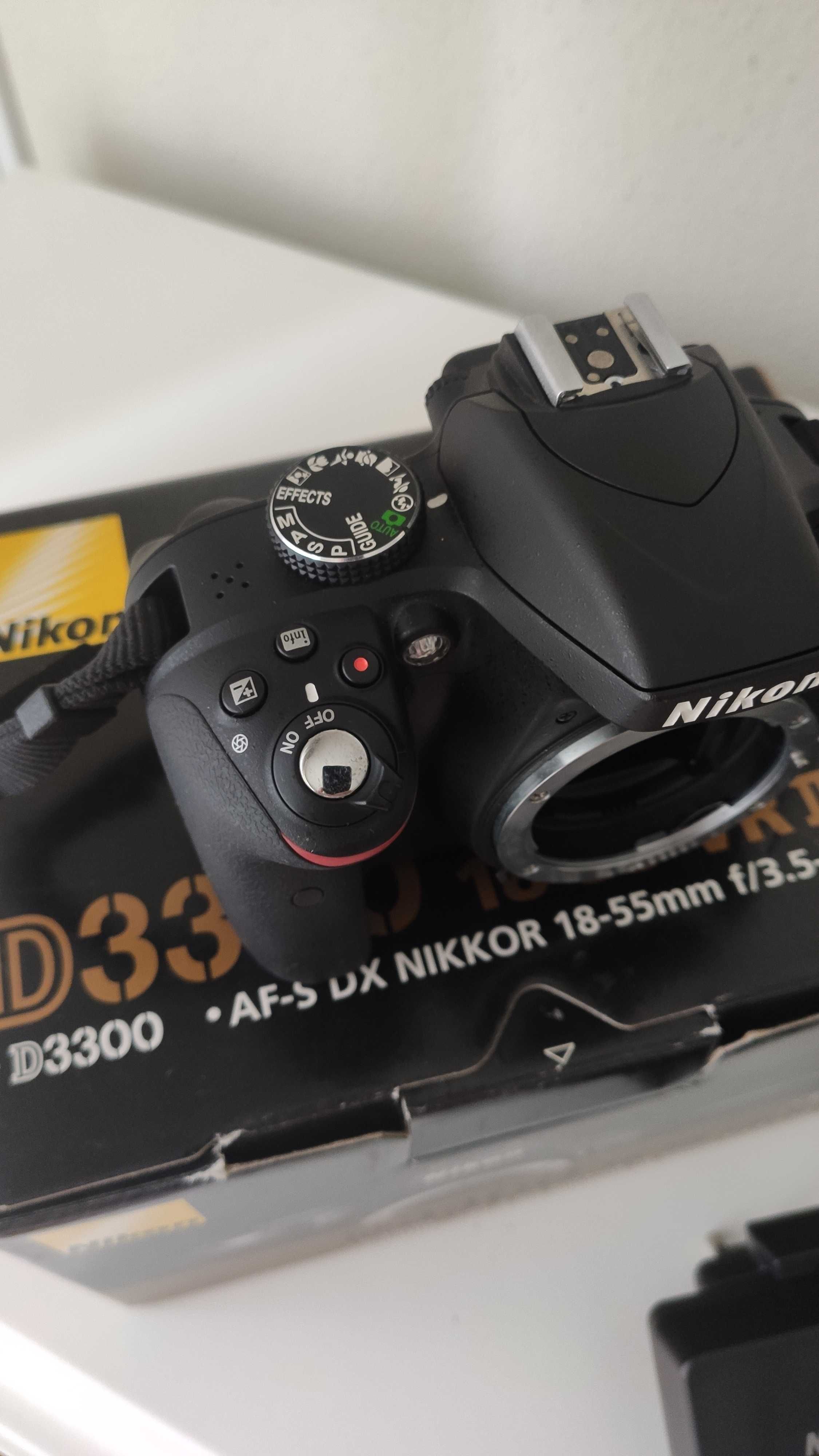 Nikon D3300 impecável