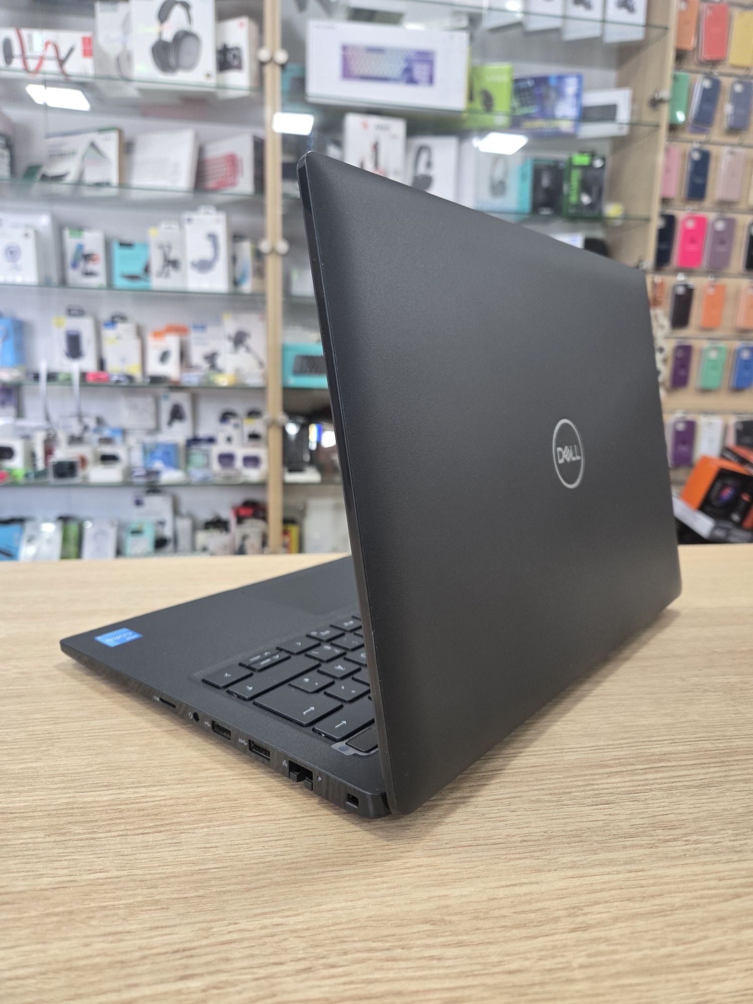 Бізнес серія dell latitude/IPS/i3/16/256SSD/Магазин/Гарантія