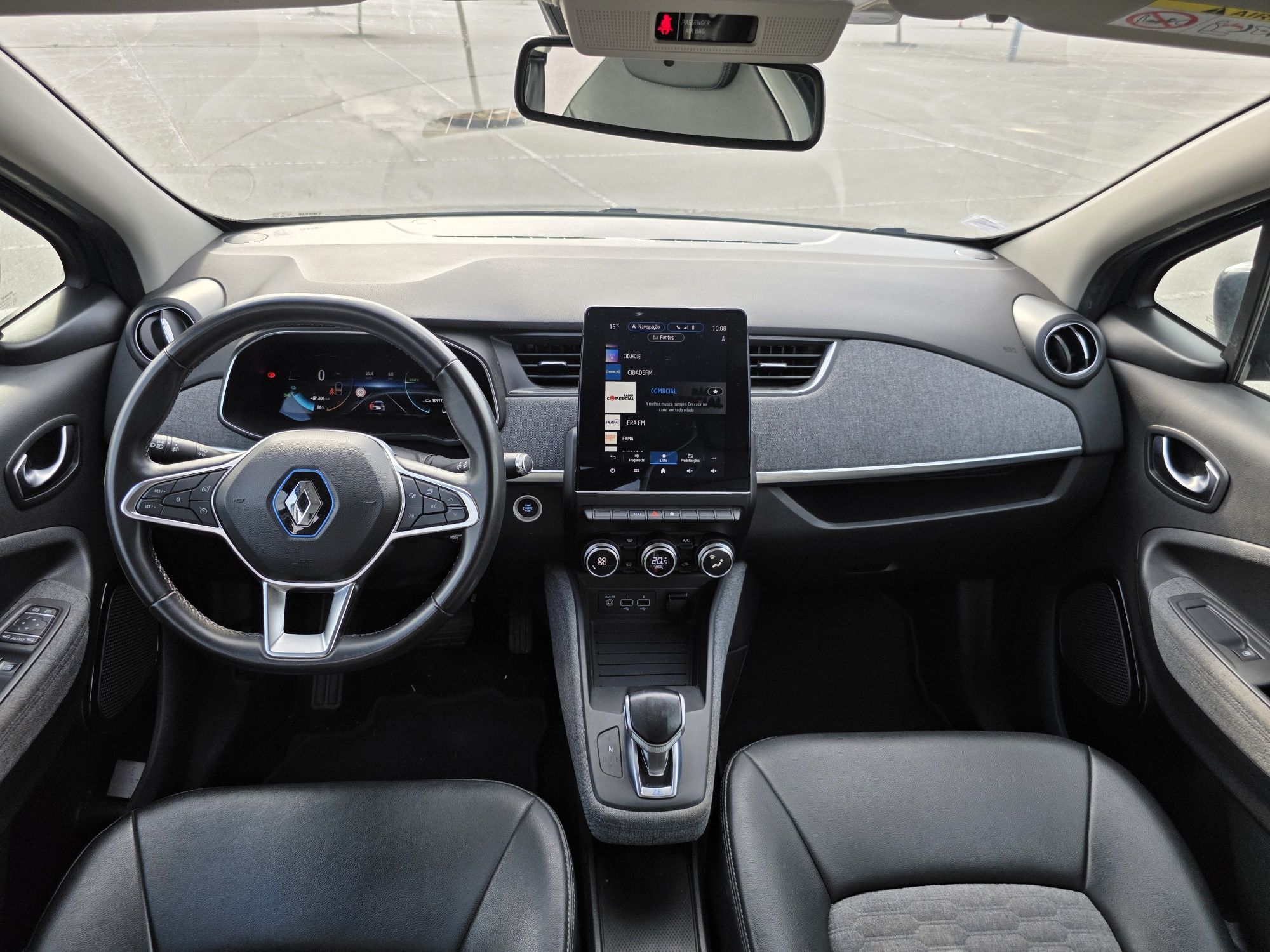 Zoe Executive R135Cv  C/ Baterias  52kw  Nacional  com carregame