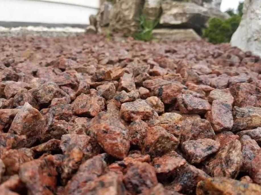 Grys granitowy "Vanga" - czerwony grys, kamień ogrodowy, granit