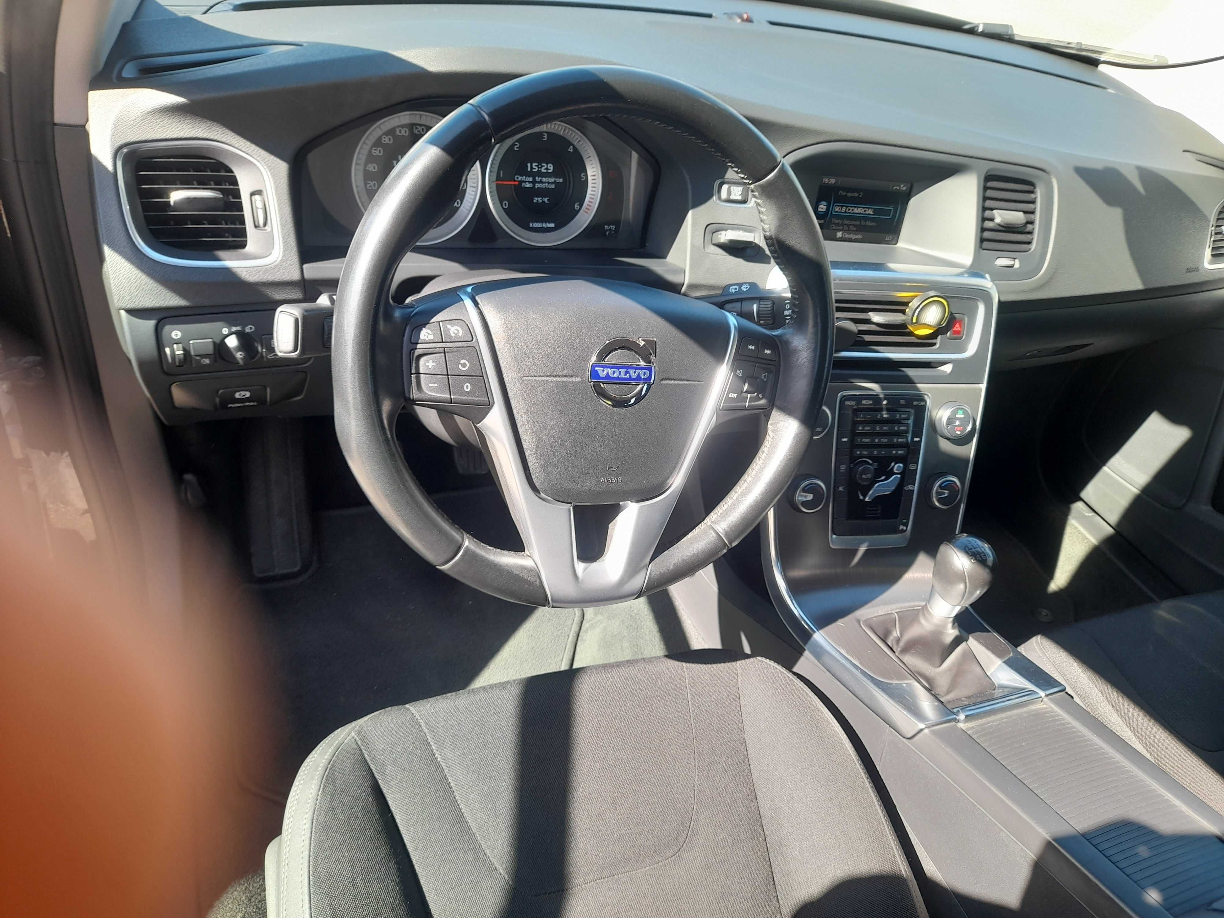 Volvo V60 D3 2.0 163cv 173.000kms