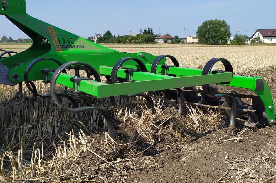 Агрегат культиватор навісний стерновий з катком суцільного обробітку