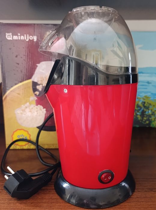 Попкорн. Машина для попкорну. Попкорниця