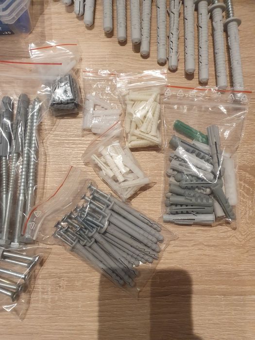 Kołki kołek rawplug wkrętmet zestaw