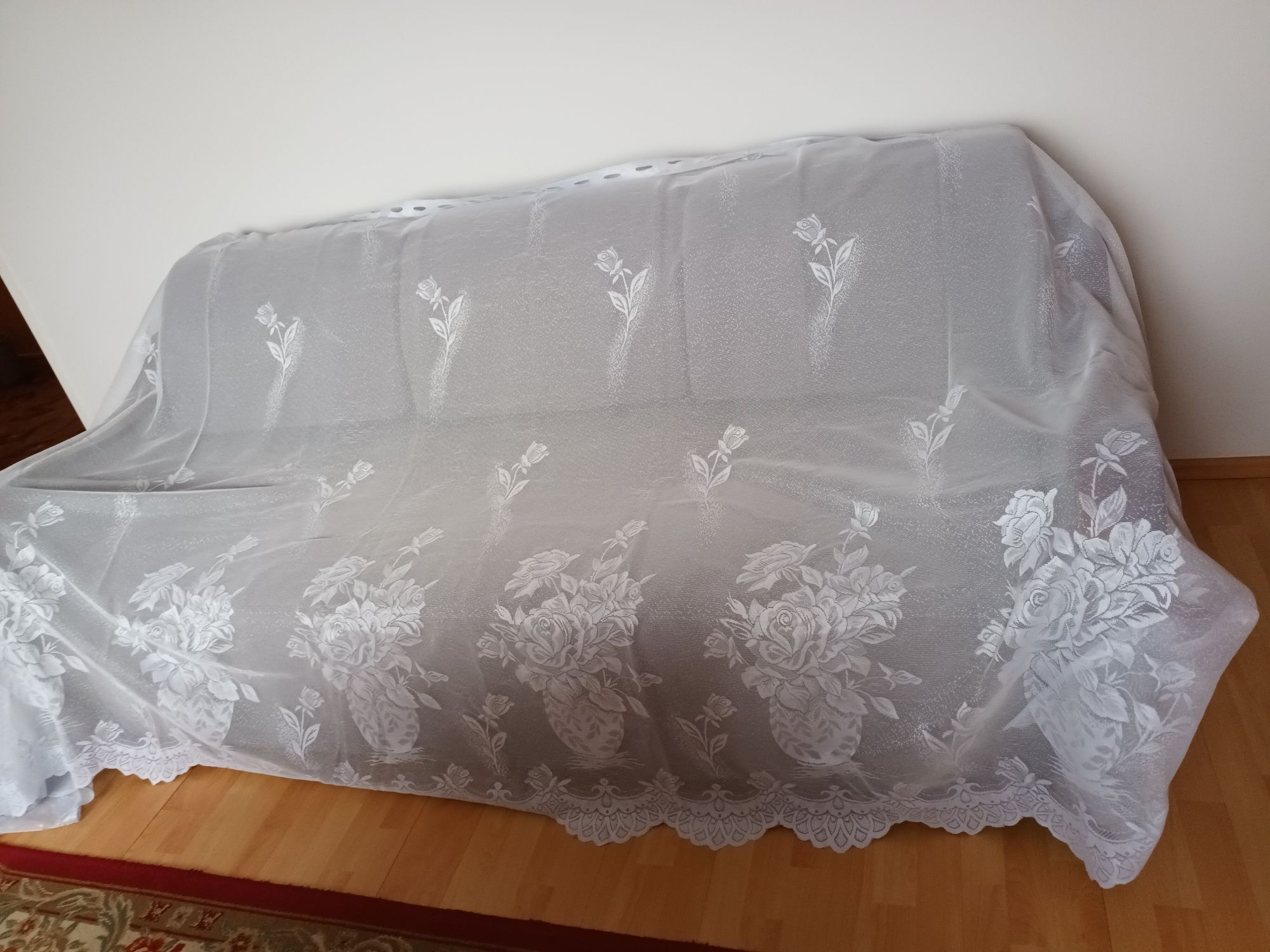 Firana delikatne kwiaty
