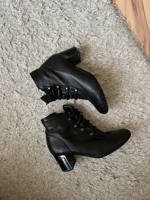 Шкіряні ботинки р.35 осінні весняні