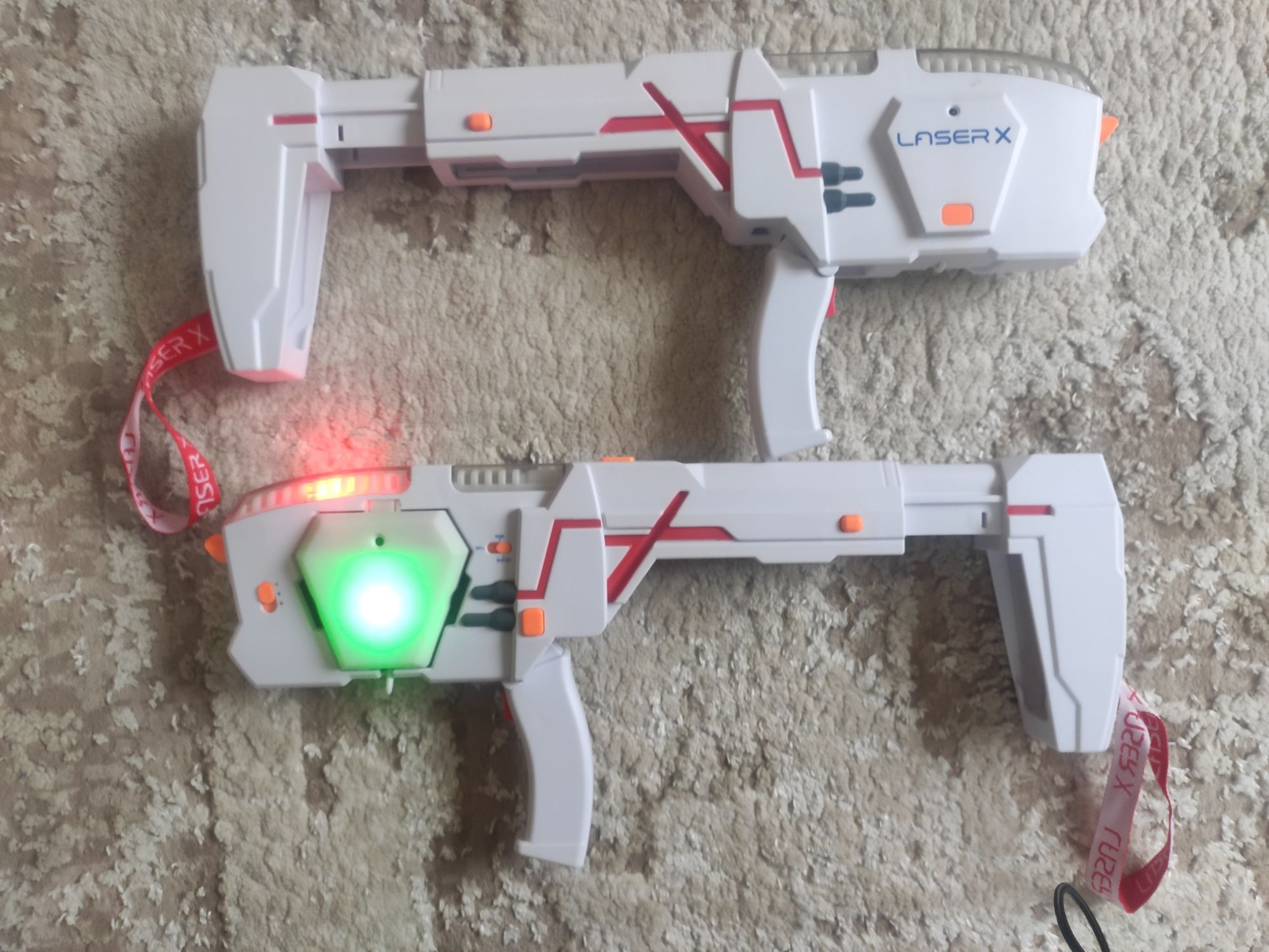 Лазерний подвійний пістолет Laset X Blaster!