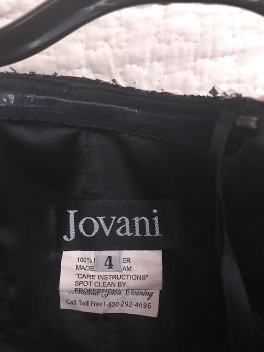Платье Jovani