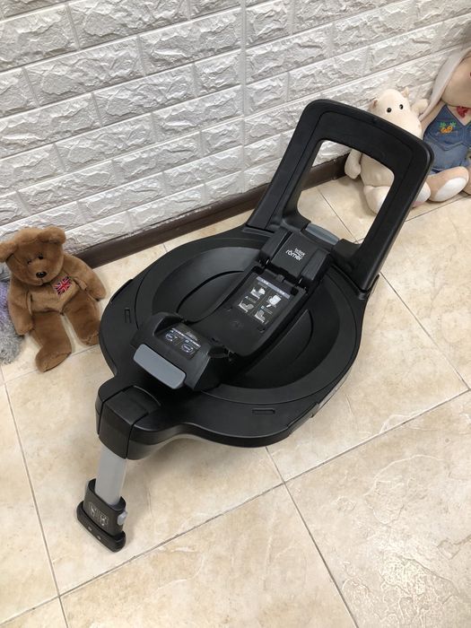 База Isofix Britax Платформа Britax Römer FLEX BASE iSENSE