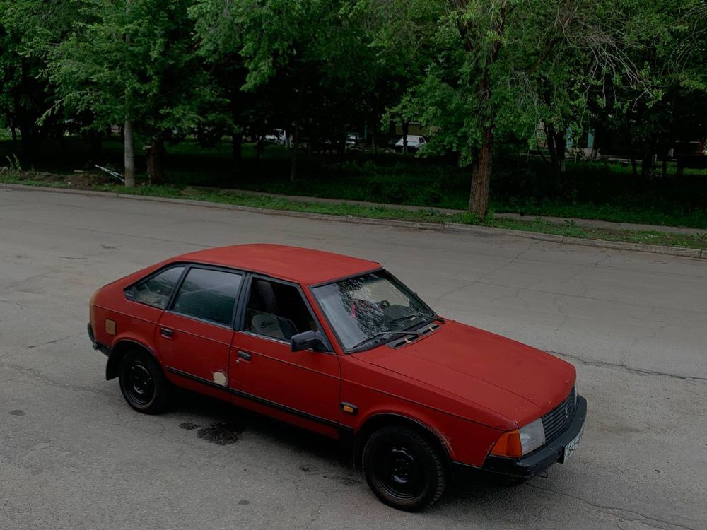 Продам Москвич 2141