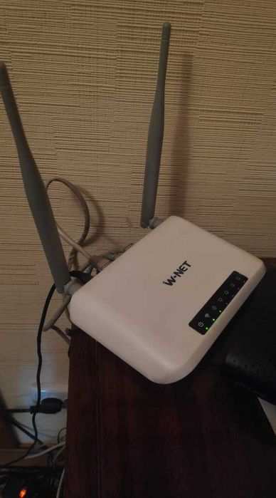 Роутер W-NET u700