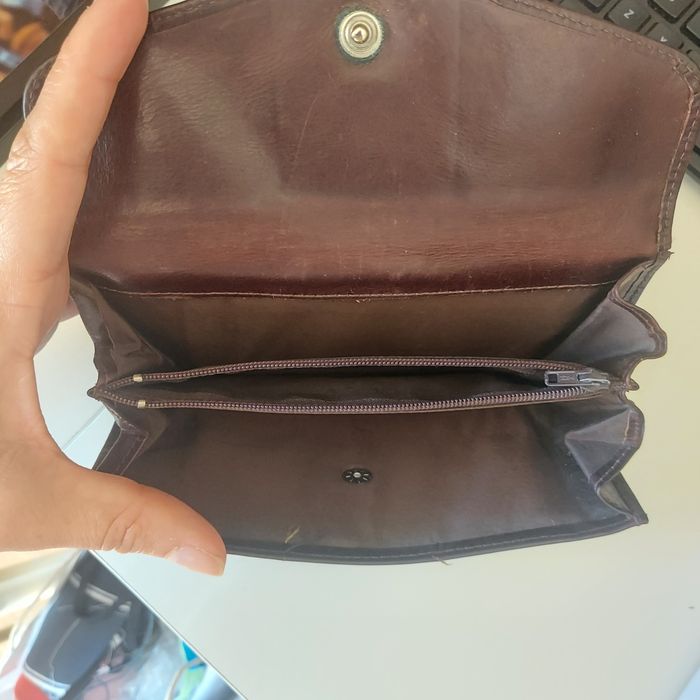 Carteira em couro muito completa