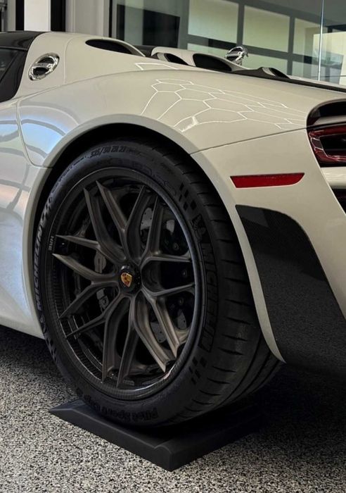 Lamborghini Podkładki pod opony