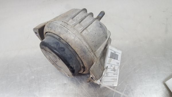 Apoio do motor BMW 1 (E87)