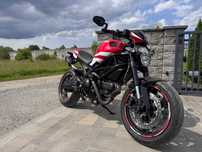 Ducati Monster 696