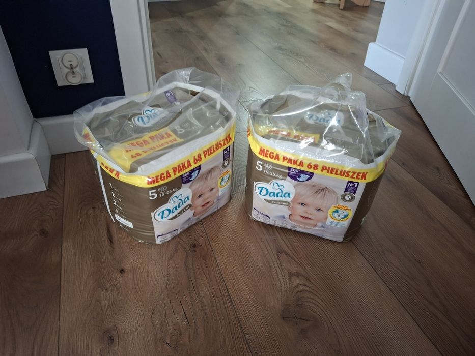 Pampersy dada mega paka  rozmiar 5