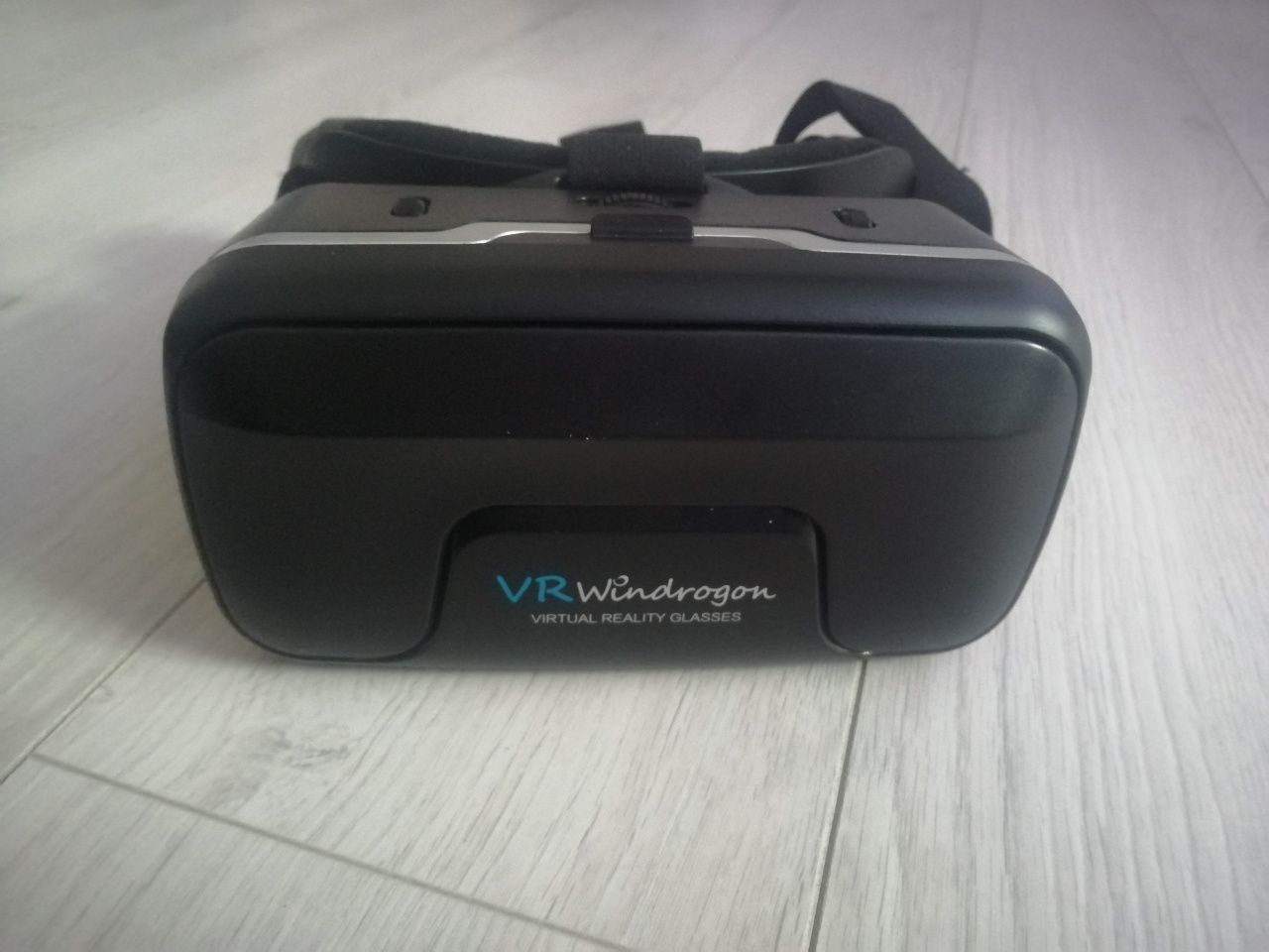 VR окуляри віртуальна реальність