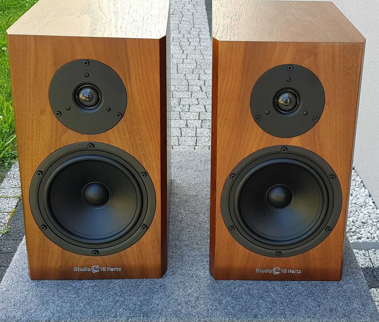 Studio 16 Hertz Canto Grand NEW PREMIUM !