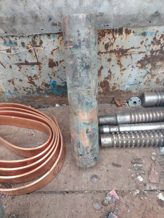 Продам медные  круги,листы медные и латуневый лист.