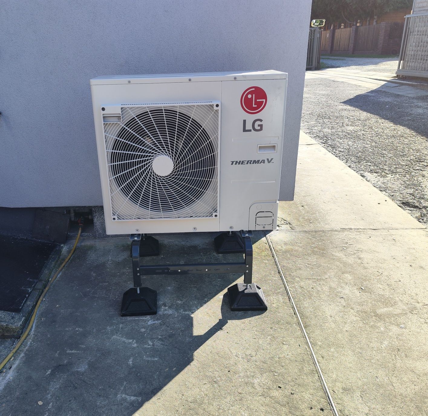Pompa ciepła LG 9kW  split Therma V